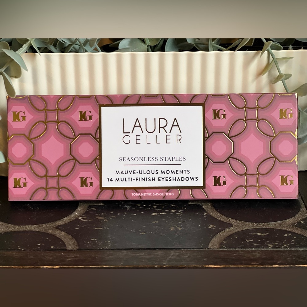 Laura Geller Mauve-Ulous Moments Eyeshadow Palette